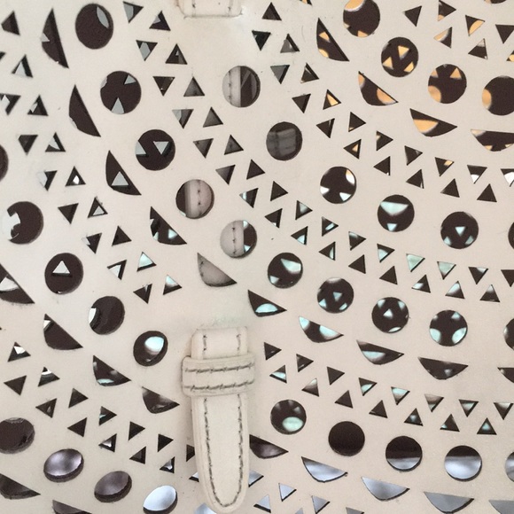 Alaia Tote on sale - Picture 3 of 8